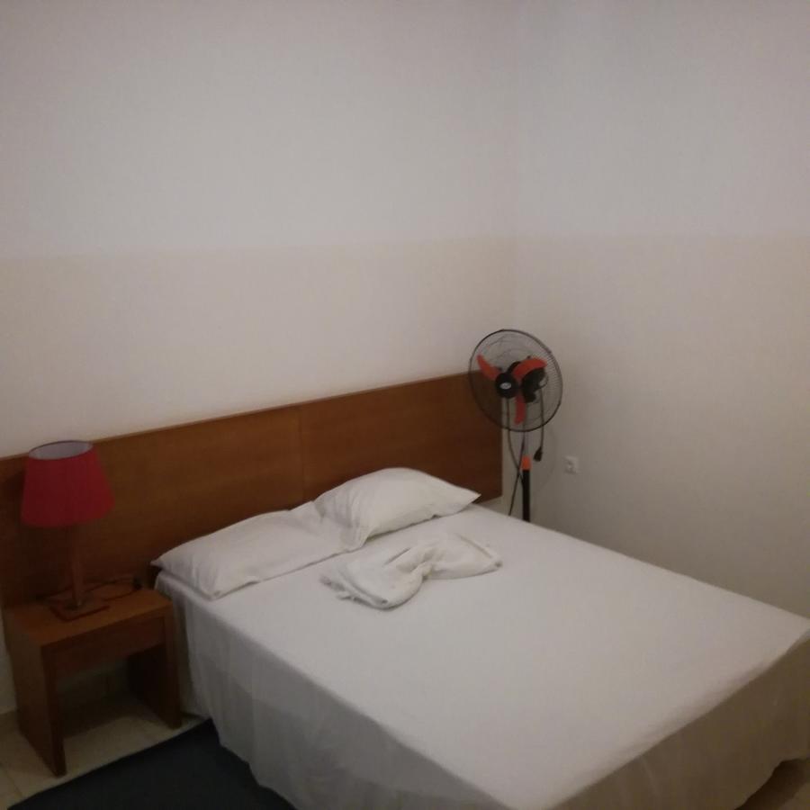 Morabeza Kriol Hostel Praia Buitenkant foto